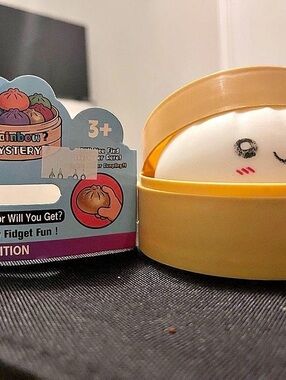 Squishy Bun Rainbow Mystery Glitter Edition